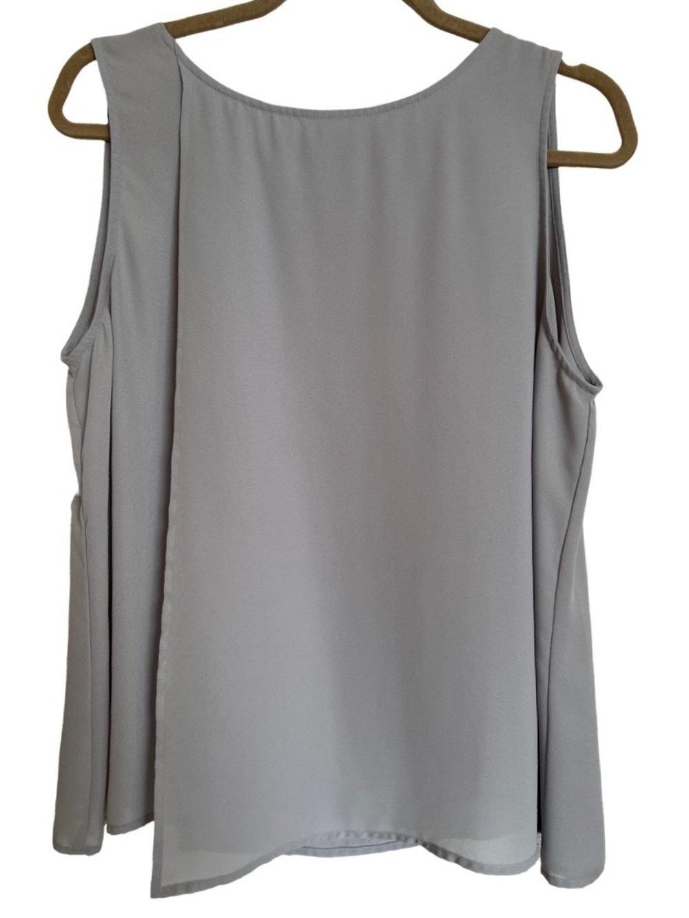 Violet & Claire Light Gray Grey Dressy Tank SZ Large